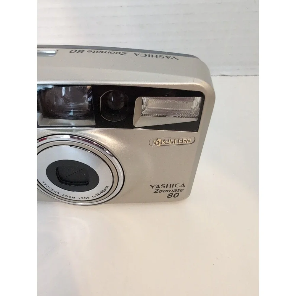 Yashica Zoomate 80 Point & Shoot 35mm Film Camera Untested Missing Battery Cover